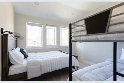 807 E 16th Street #A, Austin, TX 78702 - Photo 19