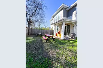 807 E 16th Street #A, Austin, TX 78702 - Photo 25