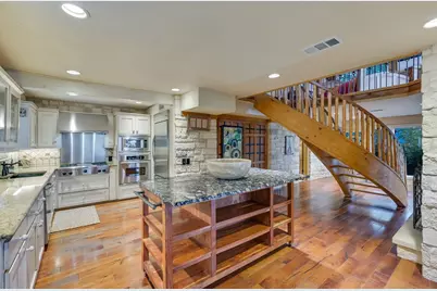 3911 Lago Vista Drive, Austin, TX 78734 - Photo 15