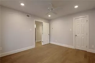 909 Reinli St, Austin, TX 78751 - Photo 11