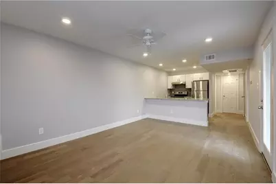 909 Reinli Street #132, Austin, TX 78751 - Photo 5