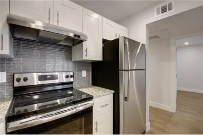 909 Reinli Street #132, Austin, TX 78751 - Photo 7