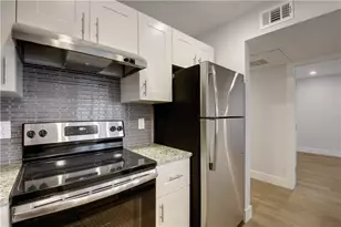 909 Reinli St, Austin, TX 78751 - Photo 7