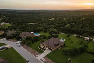 4518 Diamante Dr, Spicewood, TX 78669 - Photo 35