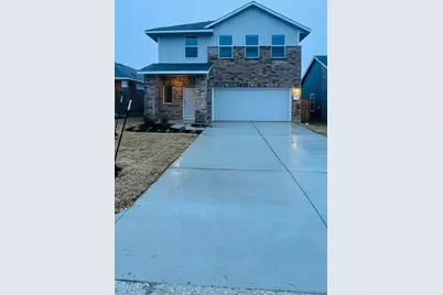 304 The Bad Way, Jarrell, TX 76537 - Photo 5