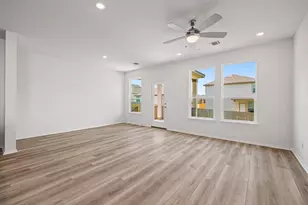 260 Feathers St, Jarrell, TX 76537 - Photo 9