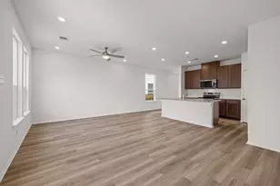 260 Feathers St, Jarrell, TX 76537 - Photo 7