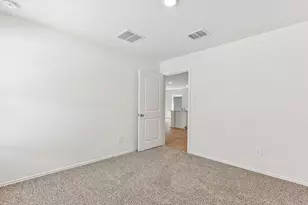 398 Ebbsfleet Dr, Uhland, TX 78640 - Photo 23