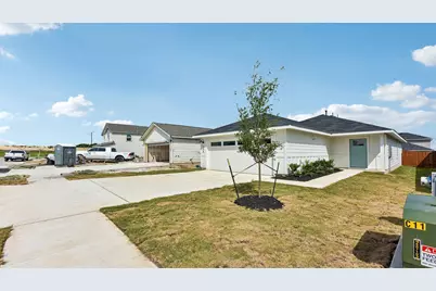 398 Ebbsfleet Drive, Uhland, TX 78640 - Photo 5