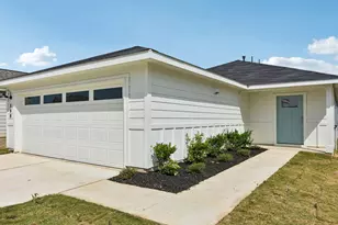 398 Ebbsfleet Dr, Uhland, TX 78640 - Photo 3