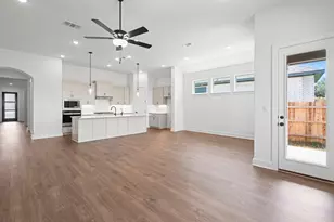 1133 Pansy Trl, Georgetown, TX 78628 - Photo 15