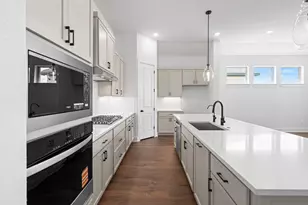 1133 Pansy Trl, Georgetown, TX 78628 - Photo 11