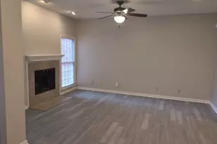 3200 Duval St, Austin, TX 78705 - Photo 5