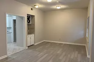 3200 Duval St, Austin, TX 78705 - Photo 7