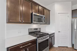 13613 Baileyfield Dr, Pflugerville, TX 78660 - Photo 11