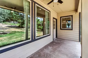 106 Kaapahu Dr, Bastrop, TX 78602 - Photo 23