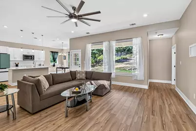 106 Kaapahu Drive, Bastrop, TX 78602 - Photo 5