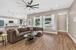 106 Kaapahu Dr, Bastrop, TX 78602 - Photo 5