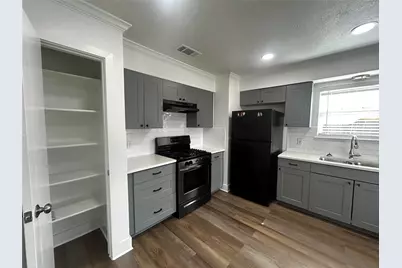 5503 Burgundy Drive, Austin, TX 78724 - Photo 5