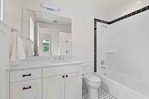 510 E 39th St, Austin, TX 78751 - Photo 25