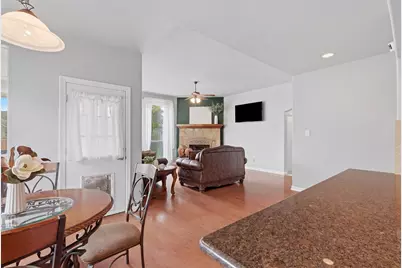 13724 Field Spar Drive, Manor, TX 78653 - Photo 11