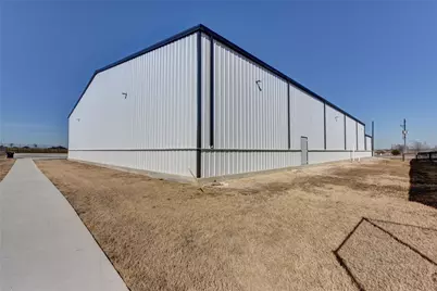 787 County Road 307 Road, Jarrell, TX 76537 - Photo 17