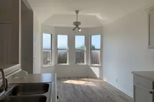 210 Evergreen Cir, Georgetown, TX 78626 - Photo 7