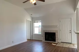 210 Evergreen Cir, Georgetown, TX 78626 - Photo 5