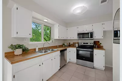 12223 Forsythe Drive, Austin, TX 78759 - Photo 15