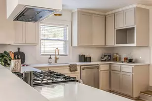 3801 Avenue H, Austin, TX 78751 - Photo 17