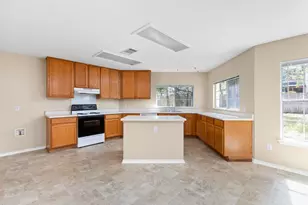 11304 Pickard Ln, Austin, TX 78748 - Photo 13
