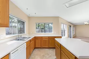 11304 Pickard Ln, Austin, TX 78748 - Photo 15