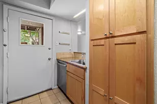 3627 Menchaca Rd, Austin, TX 78704 - Photo 9