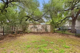 10903 Rock Island Dr, Austin, TX 78717 - Photo 11