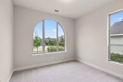 402 Gulfton Street, Lakeway, TX 78738 - Photo 5