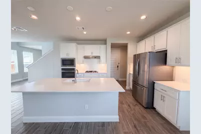 124 Crescent Street, Georgetown, TX 78626 - Photo 3