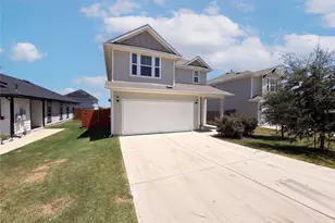 124 Crescent St, Georgetown, TX 78626 - Photo 1