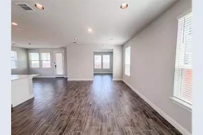 124 Crescent Street, Georgetown, TX 78626 - Photo 5