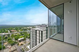 313 W 17th St, Austin, TX 78701 - Photo 13