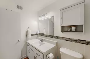 2303 East Side Dr, Austin, TX 78704 - Photo 17