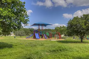2047 Lisa Ln, San Marcos, TX 78666 - Photo 37
