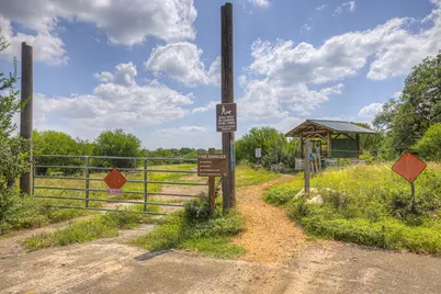 2047 Lisa Lane, San Marcos, TX 78666 - Photo 33