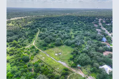 2047 Lisa Lane, San Marcos, TX 78666 - Photo 35