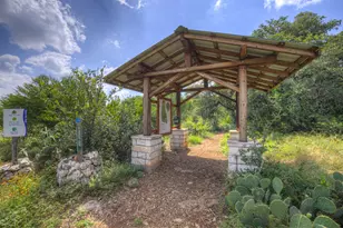 2047 Lisa Ln, San Marcos, TX 78666 - Photo 33