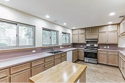 2203 Farnswood Circle, Austin, TX 78704 - Photo 11