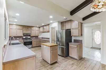 2203 Farnswood Circle, Austin, TX 78704 - Photo 13