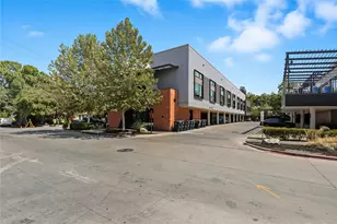 49 Navasota St, Austin, TX 78702 - Photo 21