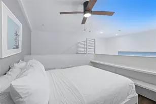 49 Navasota St, Austin, TX 78702 - Photo 13
