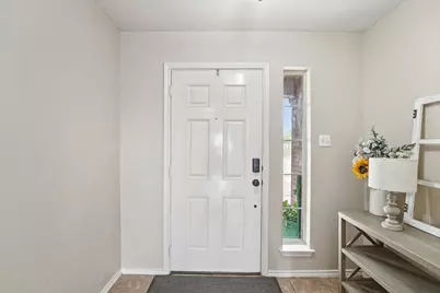 130 Killian Loop, Hutto, TX 78634 - Photo 3