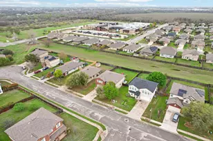 130 Killian Loop, Hutto, TX 78634 - Photo 29